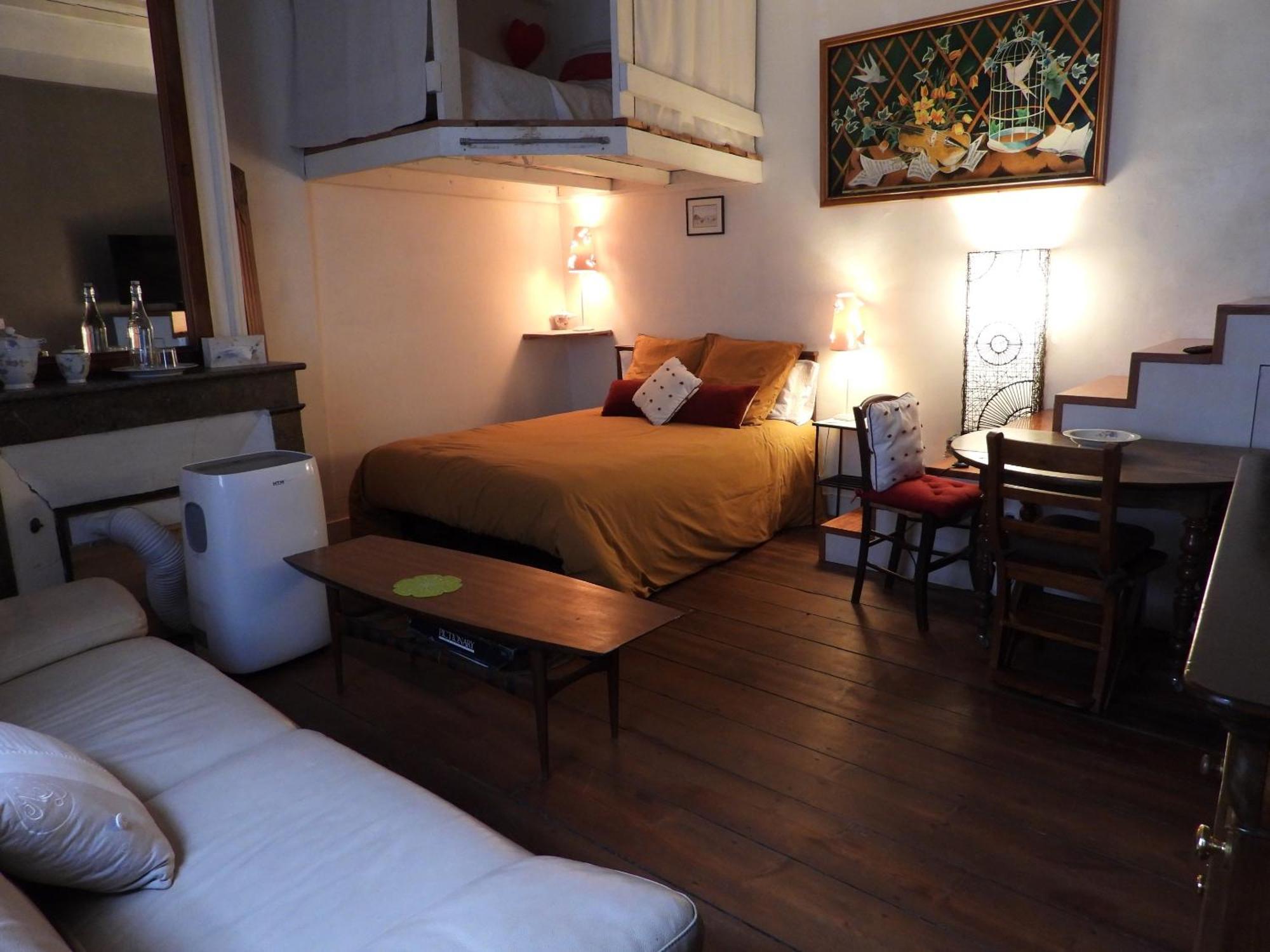 B&B Le Miroir Aux Fees Bordeaux Eksteriør billede