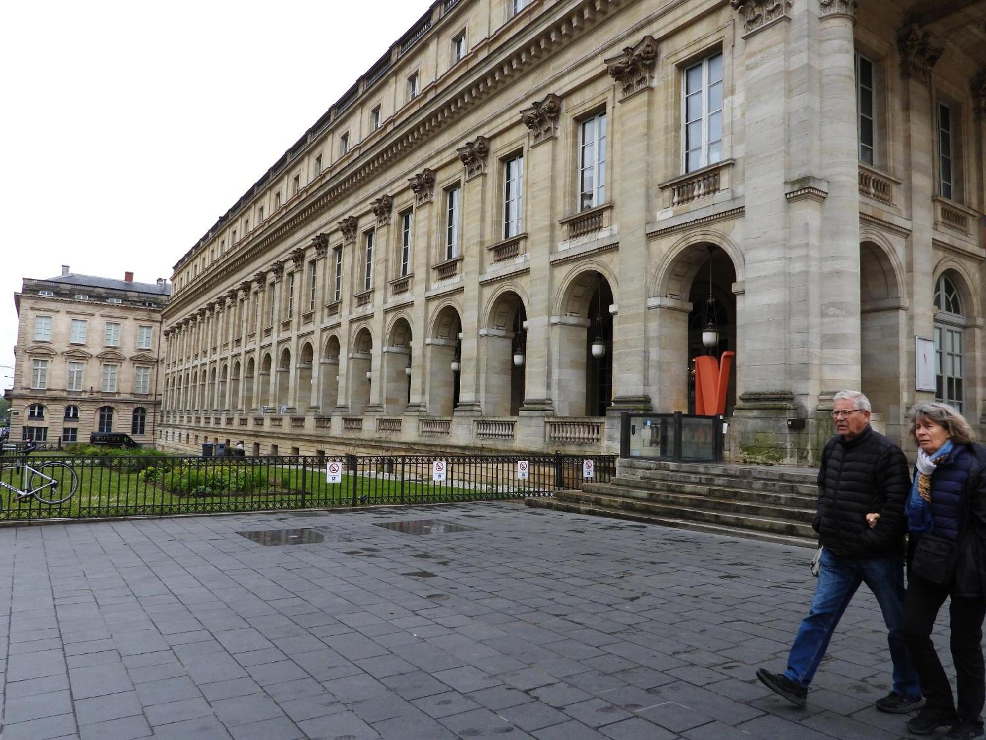 B&B Le Miroir Aux Fees Bordeaux Eksteriør billede
